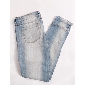 F21 Faded Short Rise Skinny Jeans